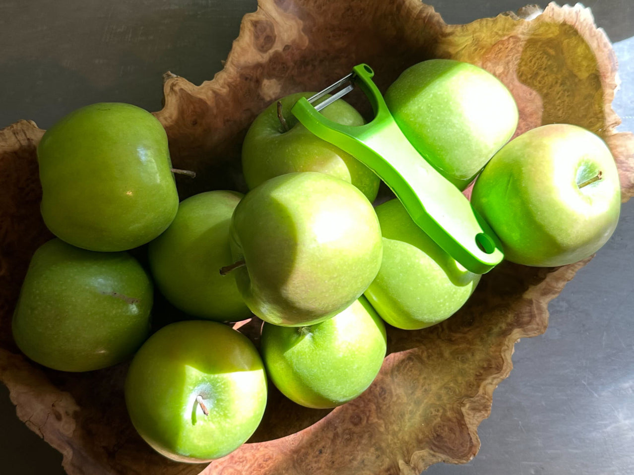 Claires Apple Sauce