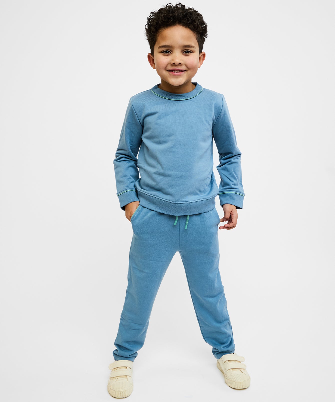 Chris Jogger, Dusty Blue