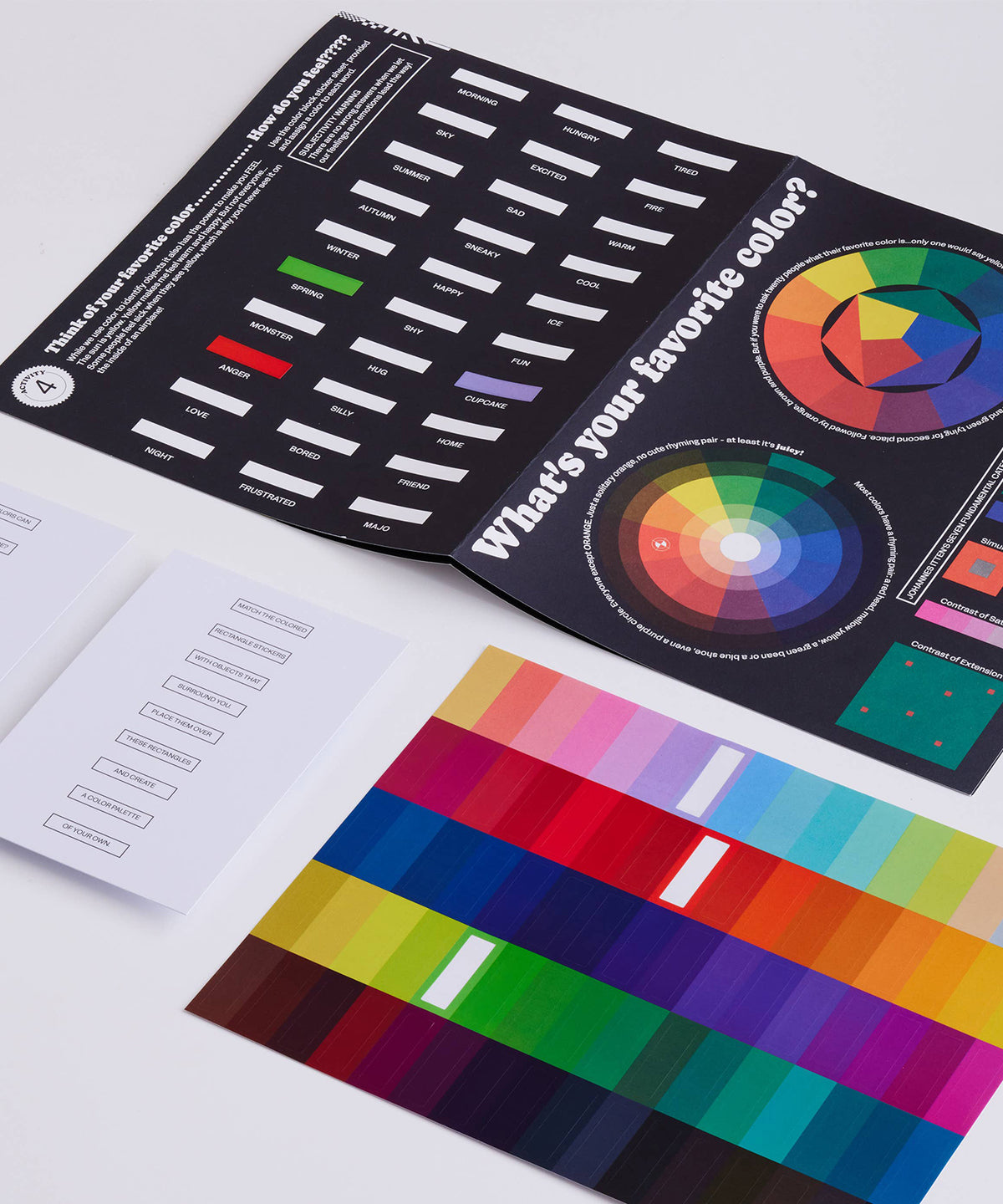 Majo Activity Folder, Color