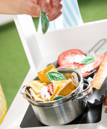 Play With Your Food Set, Tula's Pasta