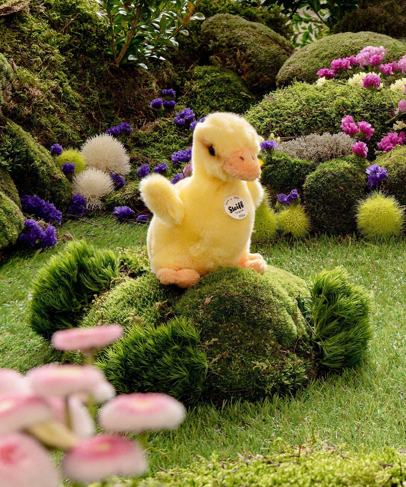 Steiff Small Stuffie, Pilla Duckling